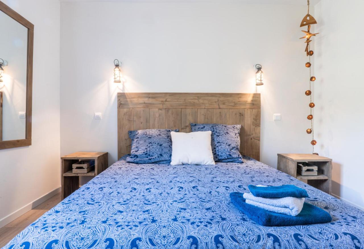 Appartement L'odyssee Provencale, Un Duplex De Charme De 2 Au Pied Du Village Medieval De Bormes-les-mimosas, Offrant Des Prestations De Gamme Et Superbe Vue Sur Le Massif Des Maures *